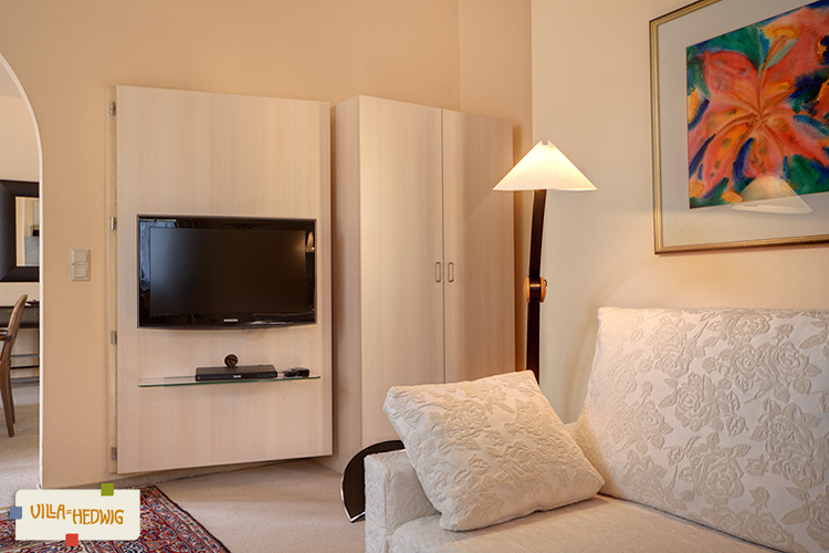 Wohnzimmer Hesse: Blick auf Medienwand