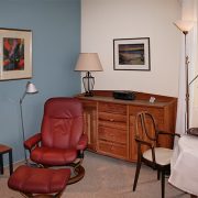 Der neue Lesesessel im Wohnzimmer